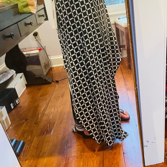 Isola Marras black and white biased skirt. EU 38. Brand new with tags. - Picture 10 of 12